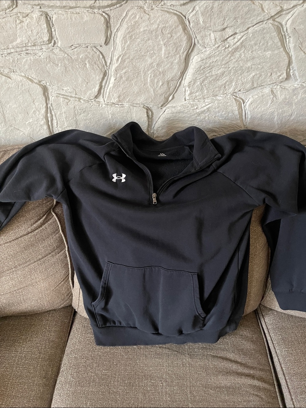 Under Armour Men's Black Half-Zip Pullover